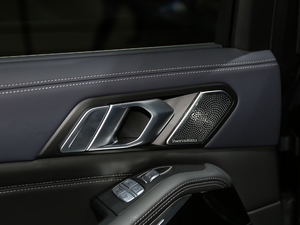 2020xDrive M50i xҹذ g