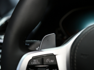 2020xDrive M50i xҹذ п؅^(q)