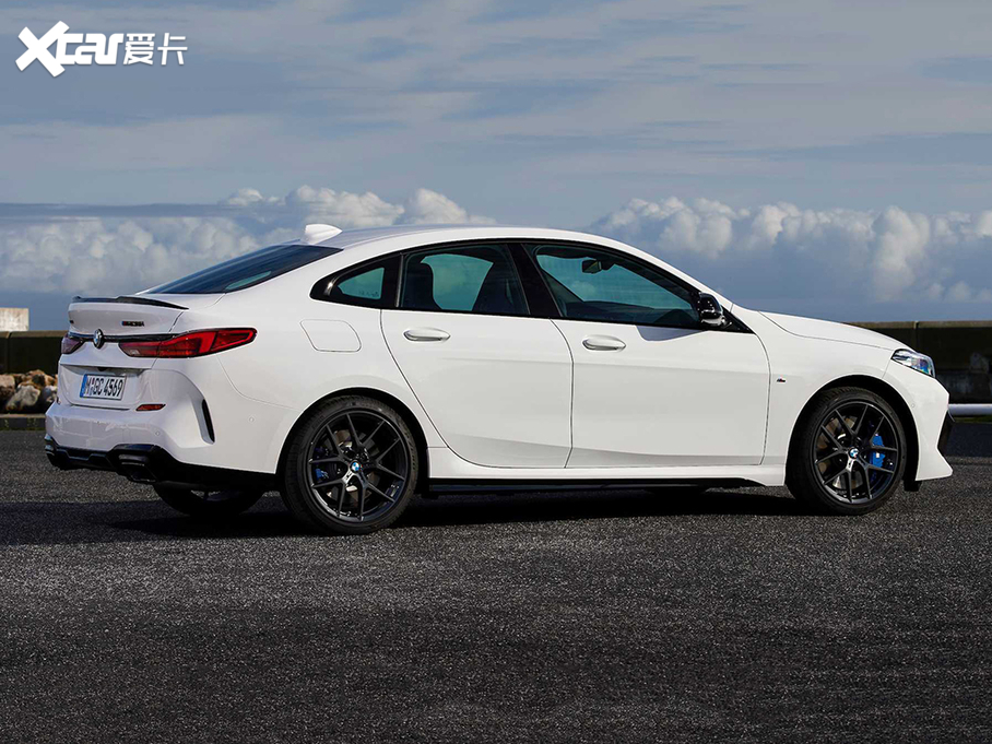 2020R2ϵpT M235i xDrive