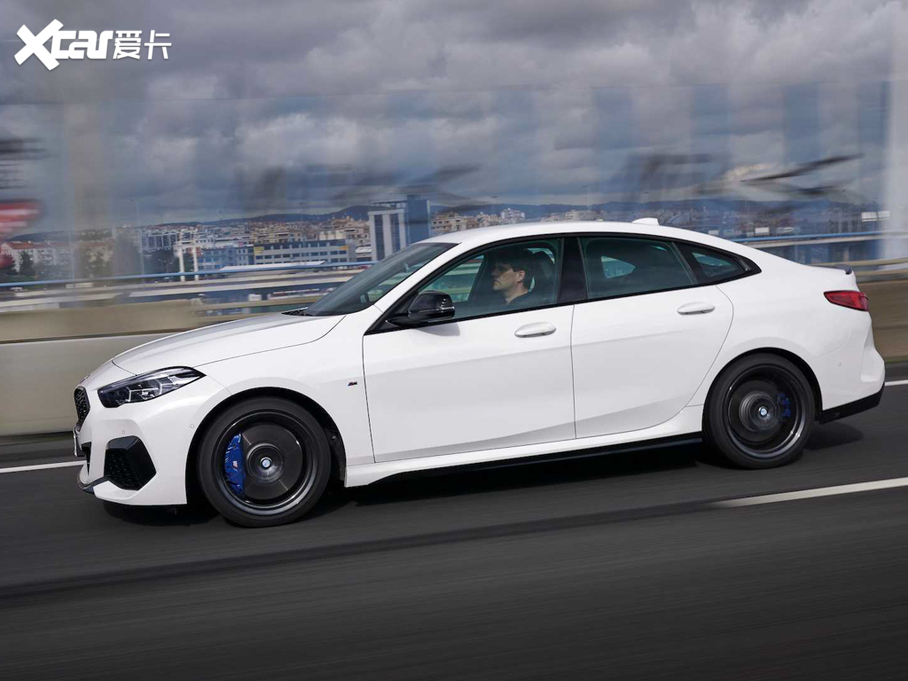 2020R2ϵpT M235i xDrive