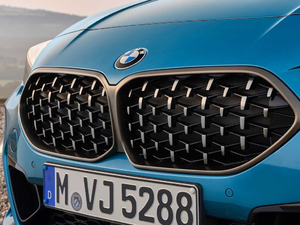 2020M235i xDrive (x)(ji)^