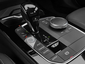 2020M235i xDrive п؅^