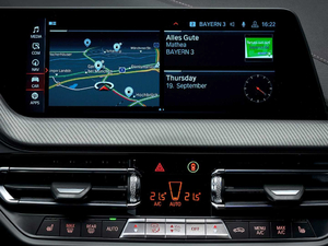 2020M235i xDrive п؅^