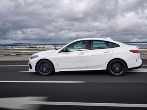 2020M235i xDrive w^