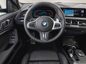 2020M235i xDrive п؅^