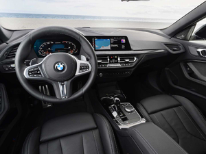 2020M235i xDrive п؅^