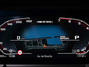 2020M235i xDrive п؅^