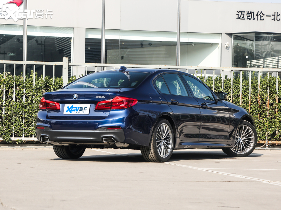 2020��R5ϵ(�M(j��n)��) 530i �L(f��ng)�а� M�\�����b