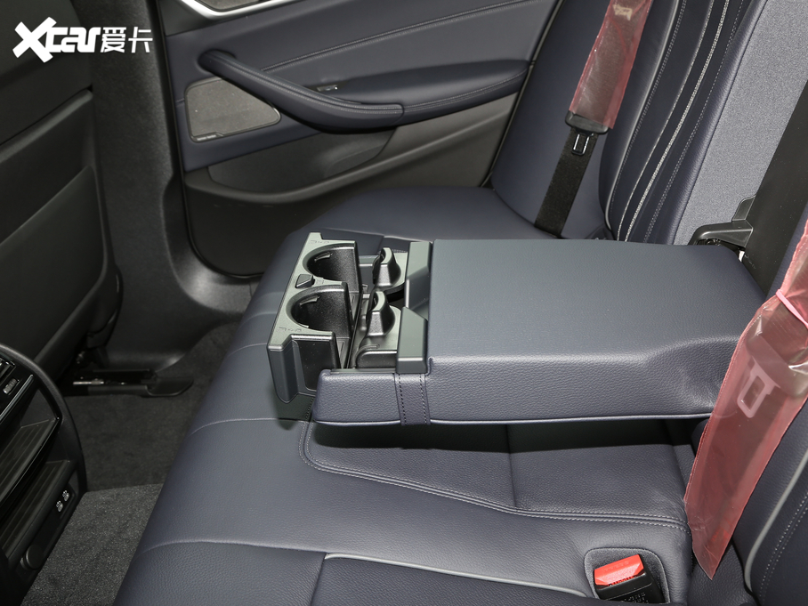 2020R5ϵ(M) 530i Lа M\b