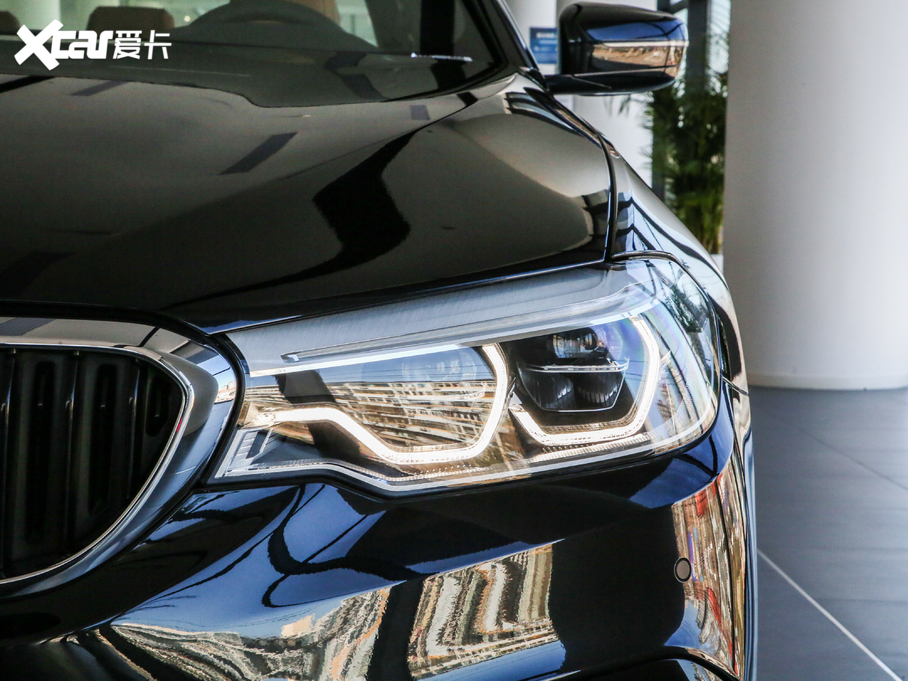 2020R5ϵ(M) 530i M\b