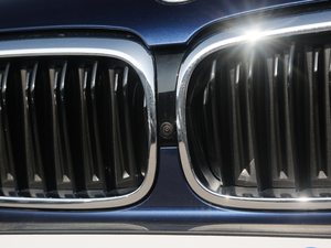 2020530i L(fng)а M\(yn)(dng)b (x)(ji)^