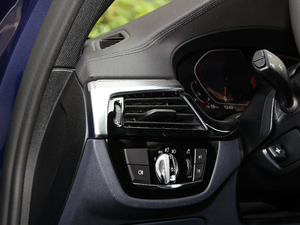 2020530i L(fng)а M\(yn)(dng)b п؅^(q)