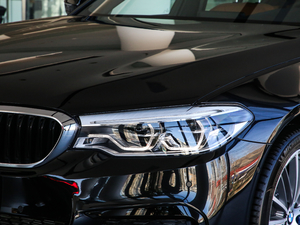 2020530i M\(yn)(dng)b (x)(ji)^