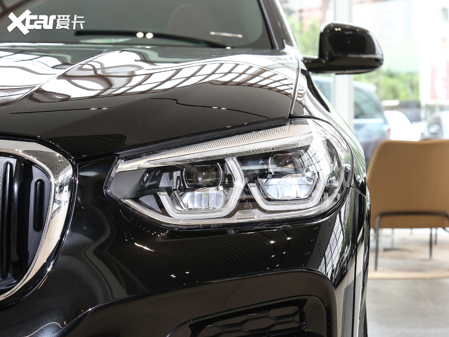 2020RX4 xDrive 25i M\b