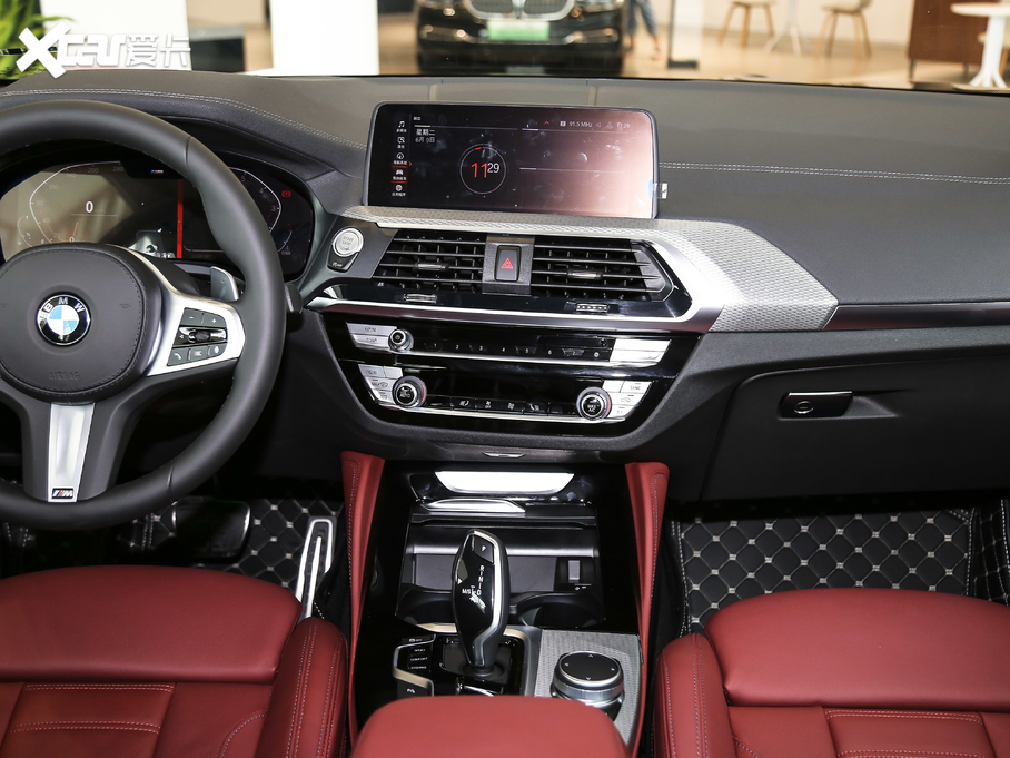 2020RX4 xDrive 25i M\b