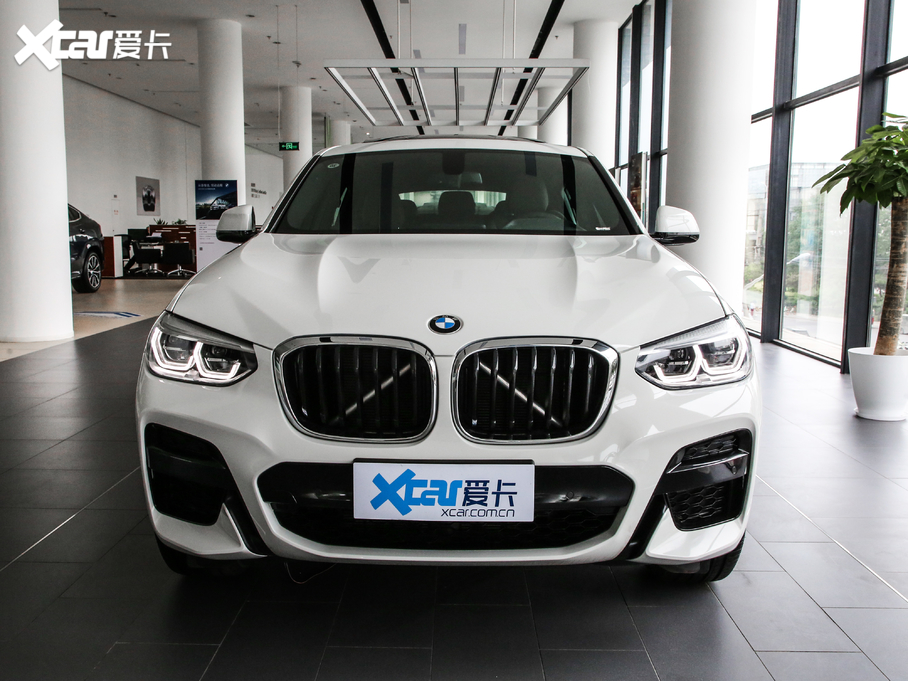 2020X4 xDrive 25i M˶װ