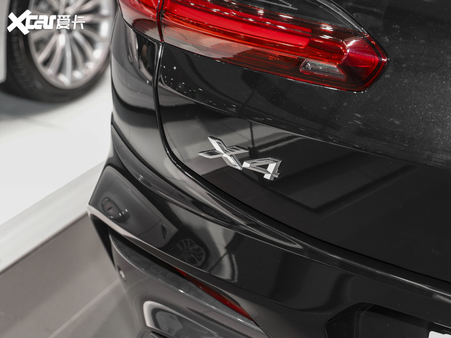 2020RX4 xDrive 30i M\b