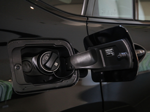 2020xDrive 25i MԽҰb w