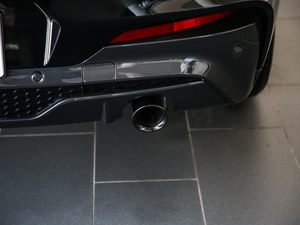 2020xDrive 25i MԽҰb ^