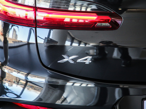 2020xDrive 25i MԽҰb ^