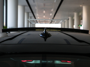 2020xDrive 25i MԽҰb ^