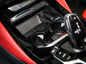 2020xDrive 25i MԽҰb п؅^