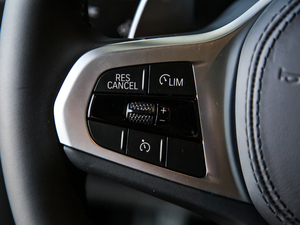 2020xDrive 25i MԽҰb п؅^