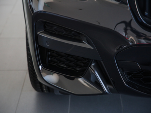 2019xDrive 25i Tʿ ^