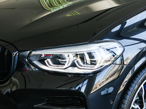 2019xDrive 25i Tʿ ^