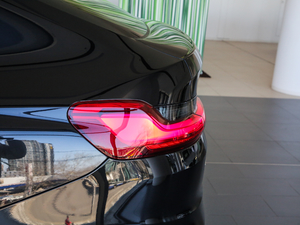 2019xDrive 25i Tʿ ^