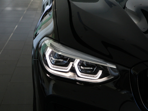 2019xDrive 25i Tʿ ^