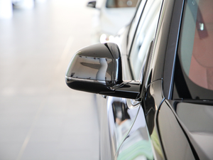 2019xDrive 25i Tʿ ^