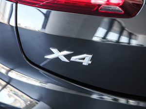 2019xDrive 25i Tʿ ^