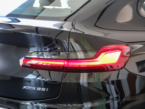 2019xDrive 25i Tʿ ^