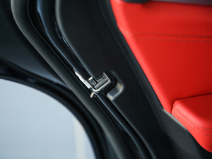 2019xDrive 25i Tʿ g