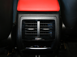 2019xDrive 25i Tʿ g