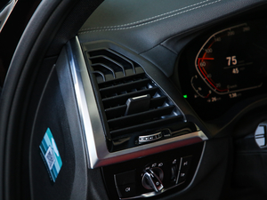 2019xDrive 25i Tʿ п؅^