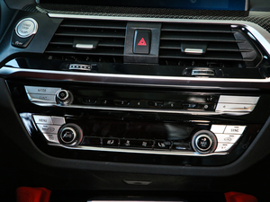 2019xDrive 25i Tʿ {