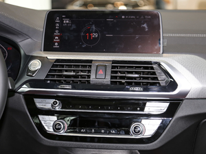 2020xDrive 25i M\b {L