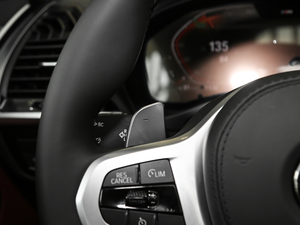 2020xDrive 25i M\b п؅^