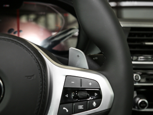 2020xDrive 25i M\b п؅^