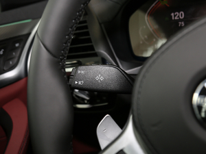 2020xDrive 25i M\b п؅^