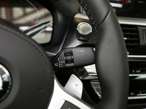 2020xDrive 25i M\b п؅^