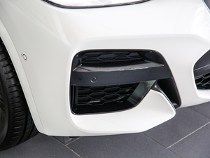 2020xDrive 25i M\b ^