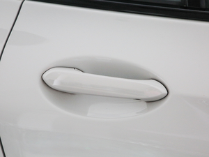 2020xDrive 25i M\b ^