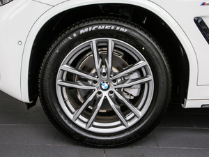 2020xDrive 25i M\b ݆Ȧ