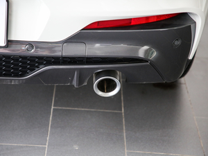 2020xDrive 25i M\b ^