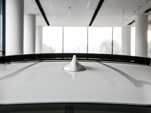 2020xDrive 25i M\b (ji)^