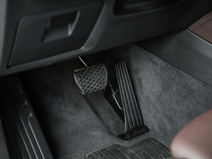 2020xDrive 25i M\b п؅^