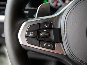 2020xDrive 25i M\b п؅^